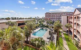 Beachfront Palms Resort Galveston, An Ascend Collection Hotel